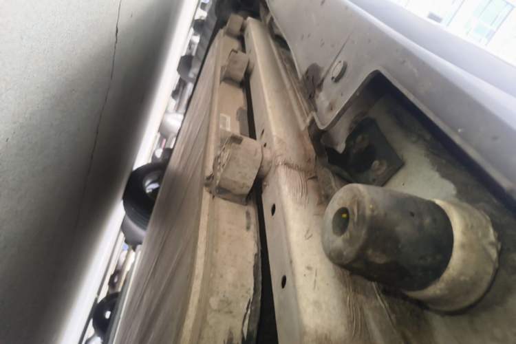 Used BYD Yuan New Energy 2019 EV535 Smart Connect Trendsetting Model Right Side Sill