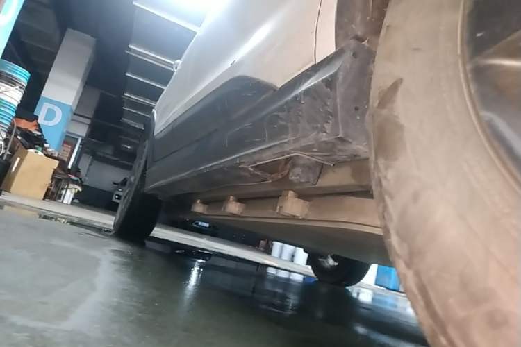 Used BYD Yuan New Energy 2019 EV360 Smart Connect Enjoyment Model Right Side Sill