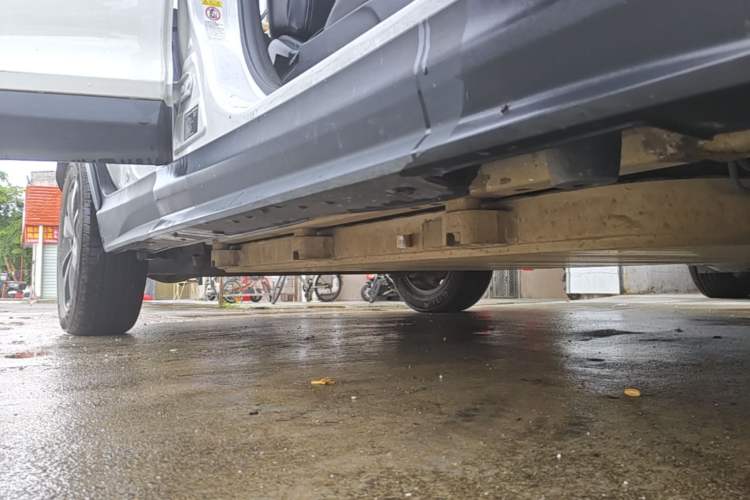Used BYD Yuan New Energy 2019 EV360 Smart Connect Enjoyment Model Right Side Sill
