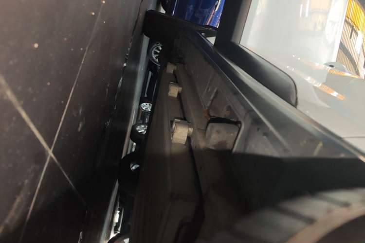 Used BYD Yuan New Energy 2019 EV535 Smart Connect Elite Model Right Side Sill