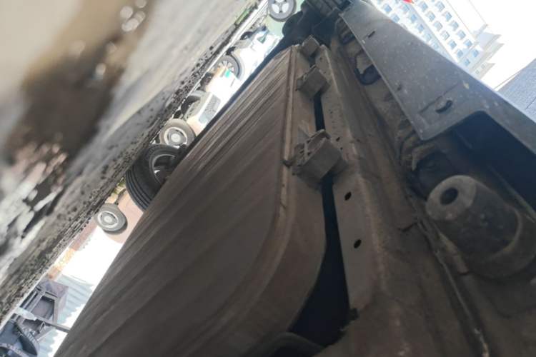 Used BYD Yuan New Energy 2019 EV360 Smart Connect Luxurious Model Right Side Sill
