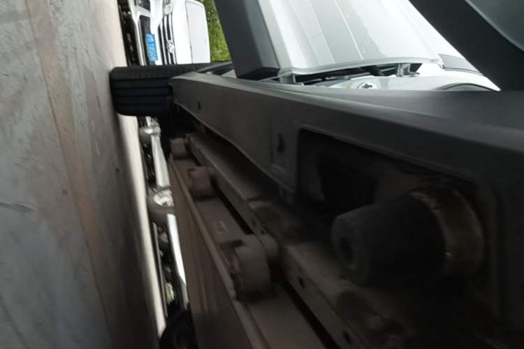 Used BYD Yuan New Energy 2019 EV535 High-Energy Leading Edition Right Side Sill