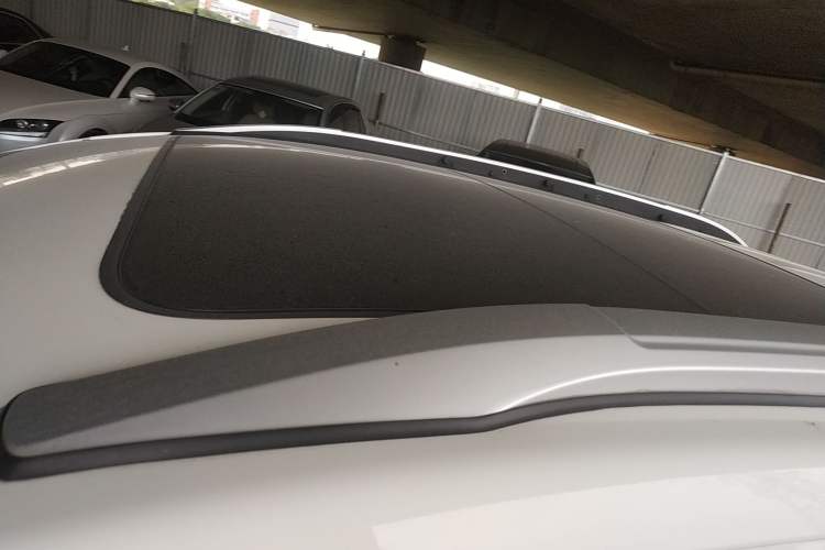 Used BYD Yuan New Energy 2019 EV360 Smart Connect Enjoyment Model Roof
