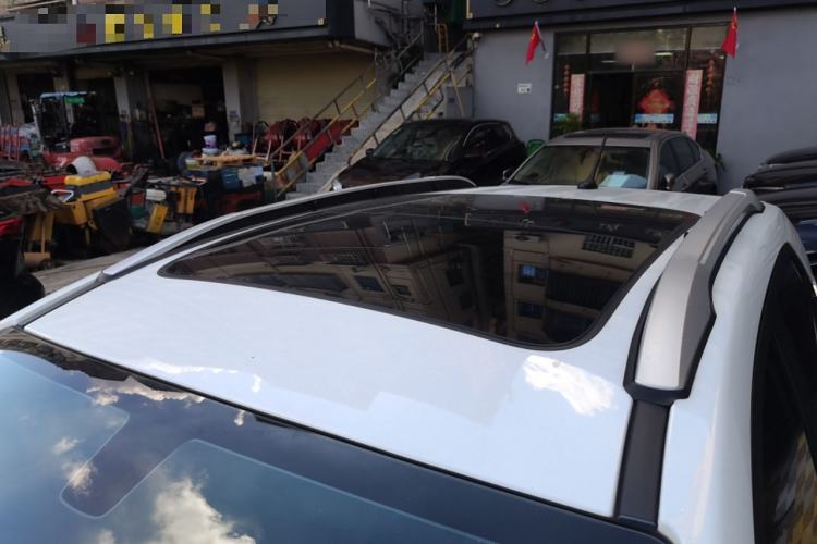 Used BYD Yuan New Energy 2019 EV360 Smart Connect Enjoyment Model Roof