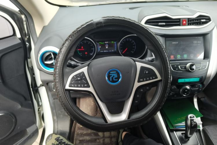 Used BYD Yuan New Energy 2019 EV360 Smart Connect Leading Model Steering Wheel