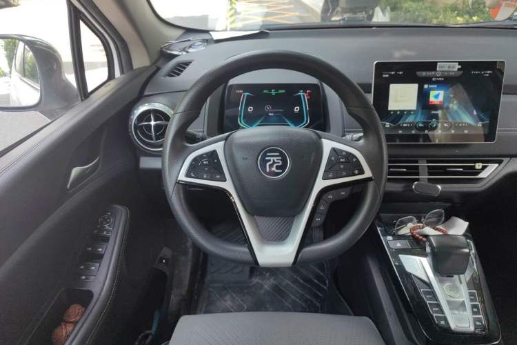 Used BYD Yuan New Energy 2019 EV535 High-Energy Leading Edition Steering Wheel