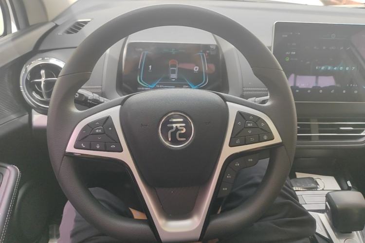 Used BYD Yuan New Energy 2019 EV535 High-Energy Leading Edition Steering Wheel