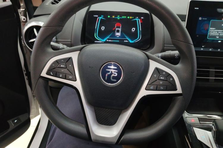 Used BYD Yuan New Energy 2019 EV535 Smart Connect Trendsetting Model Steering Wheel