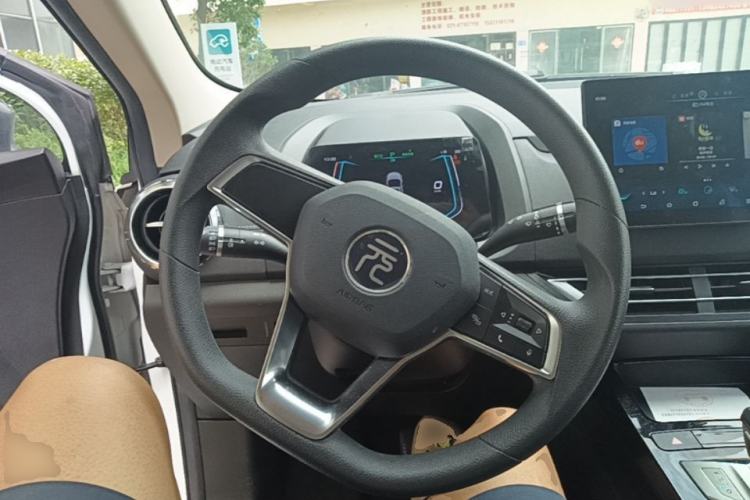 Used BYD Yuan New Energy 2019 EV535 Smart Connect Trendsetting Model Steering Wheel