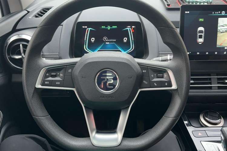 Used BYD Yuan New Energy 2019 EV360 Smart Connect Enjoyment Model Steering Wheel
