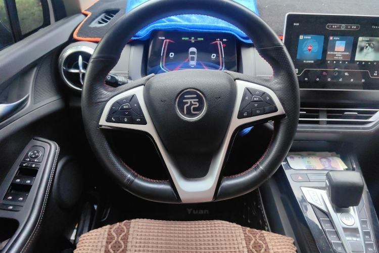 Used BYD Yuan New Energy 2019 EV535 Smart Connect Trendsetting Model Steering Wheel
