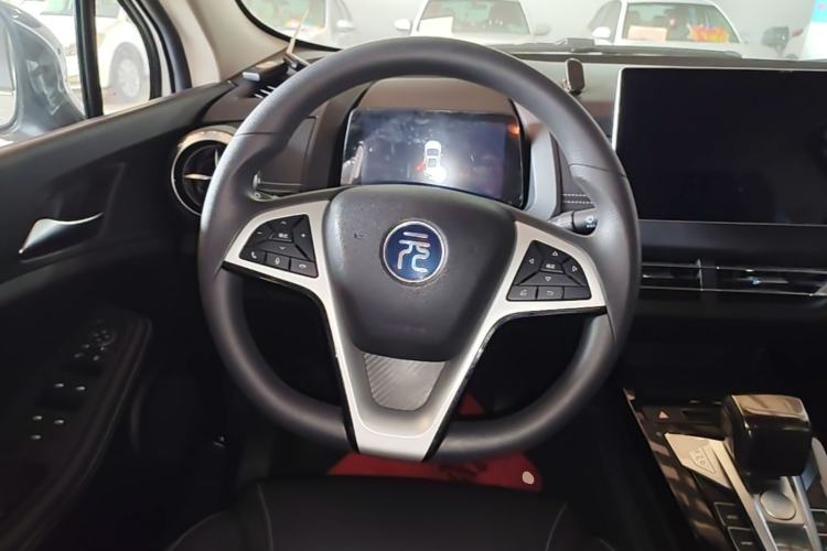 Used BYD Yuan New Energy 2019 EV535 Smart Connect Trendsetting Model Steering Wheel