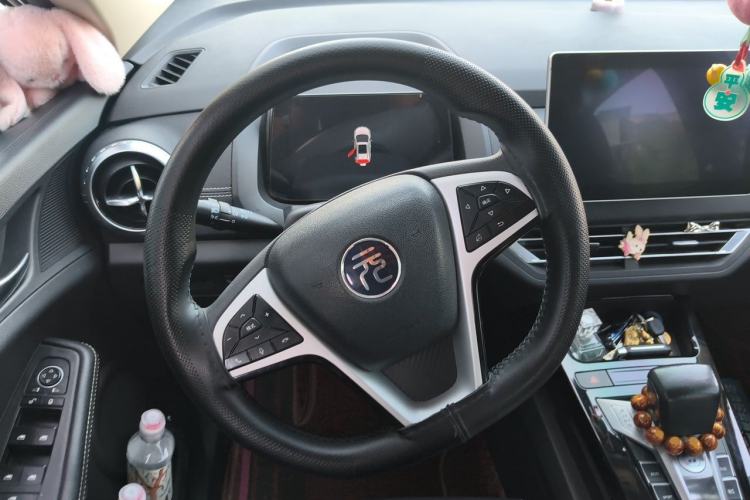 Used BYD Yuan New Energy 2019 EV535 Smart Connect Trendsetting Model Steering Wheel