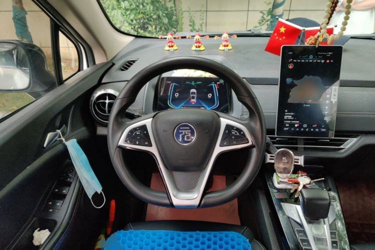 Used BYD Yuan New Energy 2019 EV535 Smart Connect Trendsetting Model Steering Wheel