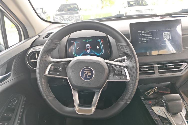 Used BYD Yuan New Energy 2019 EV360 Smart Connect Enjoyment Model Steering Wheel