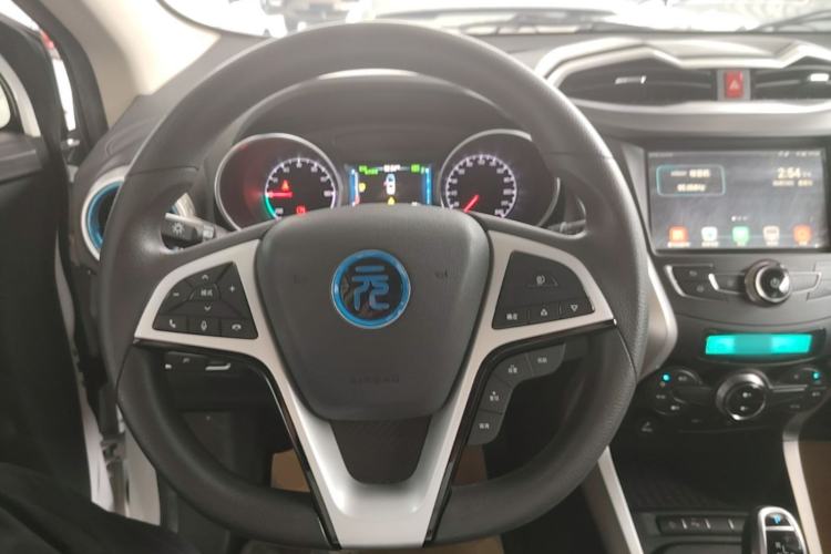 Used BYD Yuan New Energy 2019 EV360 Smart Connect Leading Model Steering Wheel