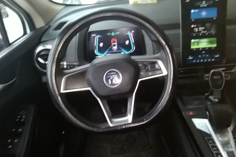 Used BYD Yuan New Energy 2019 EV535 Smart Connect Trendsetting Model Steering Wheel