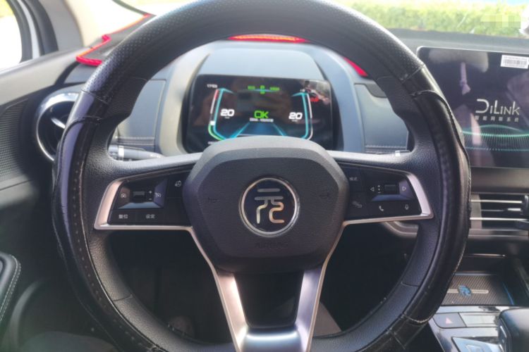 Used BYD Yuan New Energy 2019 EV360 Smart Connect Enjoyment Model Steering Wheel
