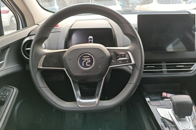 Used BYD Yuan New Energy 2019 EV535 Smart Connect Trendsetting Model Steering Wheel