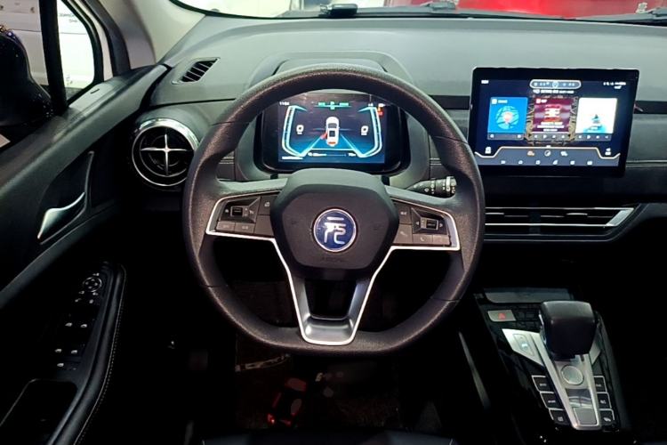 Used BYD Yuan New Energy 2019 EV360 Smart Connect Enjoyment Model Steering Wheel