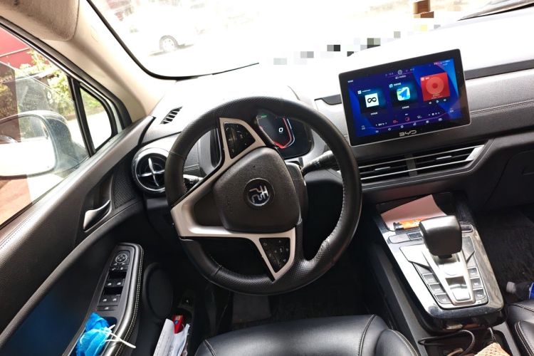 Used BYD Yuan New Energy 2019 EV535 Smart Connect Trendsetting Model Steering Wheel