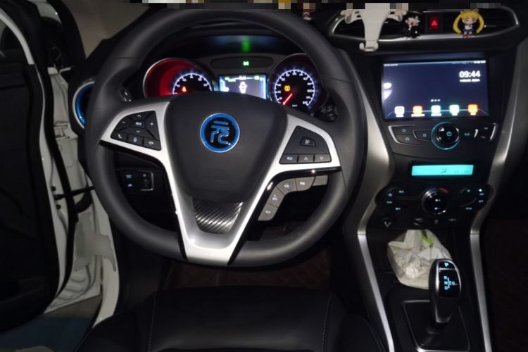 Used BYD Yuan New Energy 2019 EV360 Smart Connect Leading Model Steering Wheel
