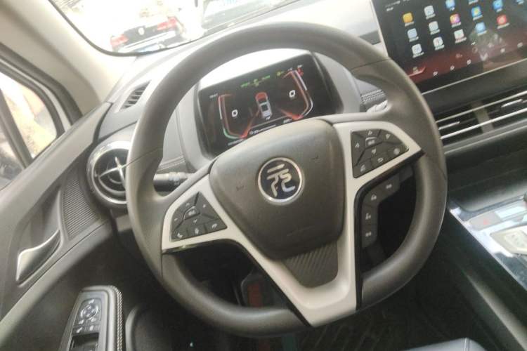 Used BYD Yuan New Energy 2019 EV535 High-Energy Leading Edition Steering Wheel