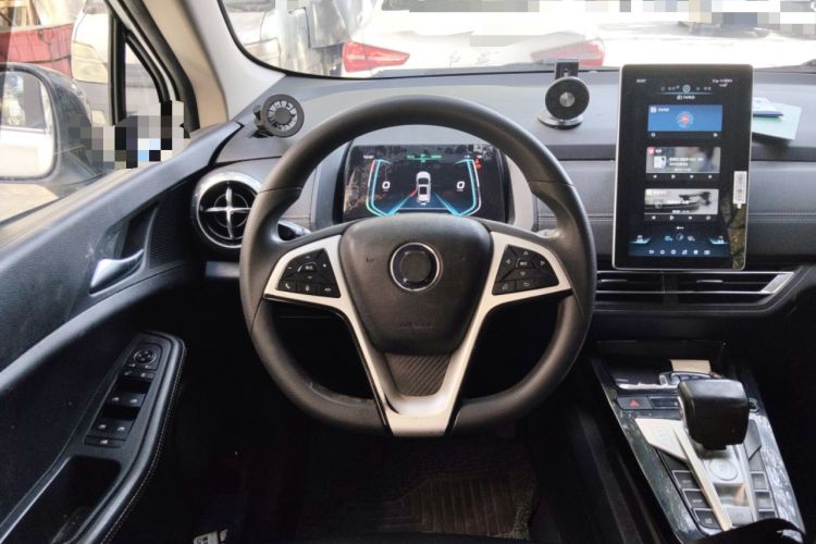 Used BYD Yuan New Energy 2019 EV535 Smart Connect Trendsetting Model Steering Wheel