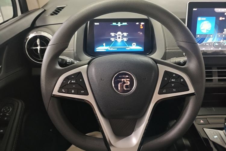 Used BYD Yuan New Energy 2019 EV535 Smart Connect Trendsetting Model Steering Wheel