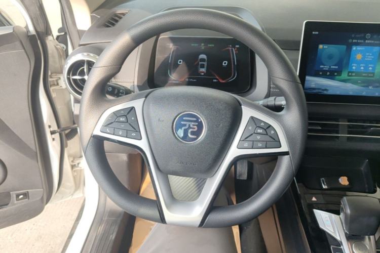 Used BYD Yuan New Energy 2019 EV535 Smart Connect Trendsetting Model Steering Wheel