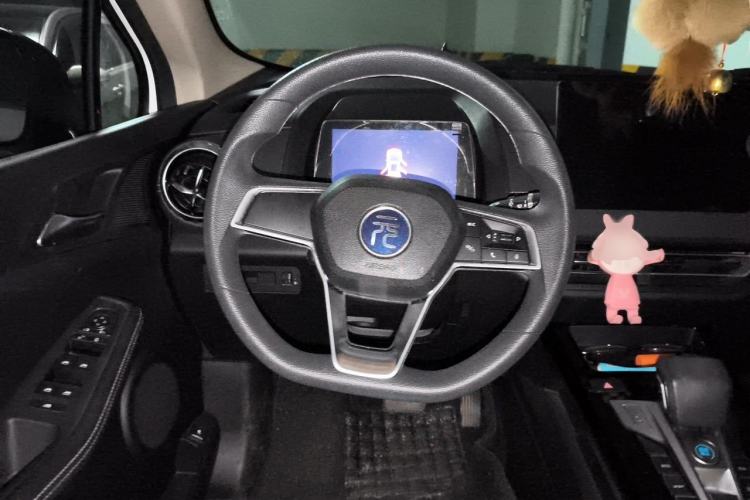 Used BYD Yuan New Energy 2019 EV535 Smart Connect Trendsetting Model Steering Wheel