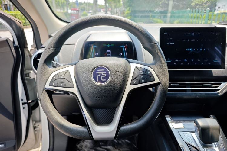 Used BYD Yuan New Energy 2019 EV535 Smart Connect Trendsetting Model Steering Wheel