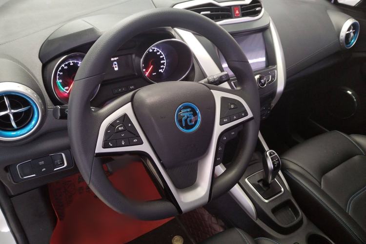 Used BYD Yuan New Energy 2019 EV360 Smart Connect Leading Model Steering Wheel