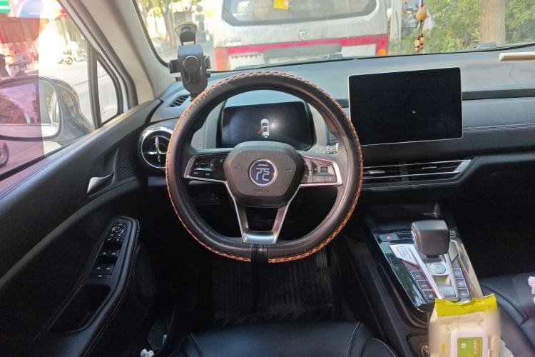 Used BYD Yuan New Energy 2019 EV535 Smart Connect Elite Model Steering Wheel