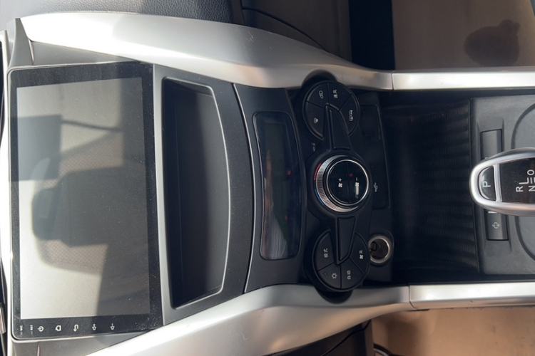 Used BYD Yuan New Energy 2019 EV360 Smart Connect Leading Model Steering Wheel