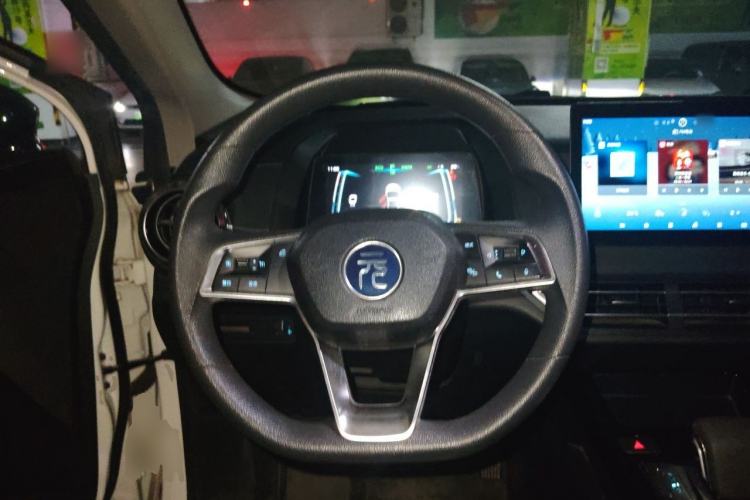 Used BYD Yuan New Energy 2019 EV360 Smart Connect Enjoyment Model Steering Wheel