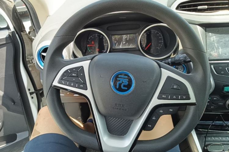 Used BYD Yuan New Energy 2019 EV535 High-Energy Leading Edition Steering Wheel