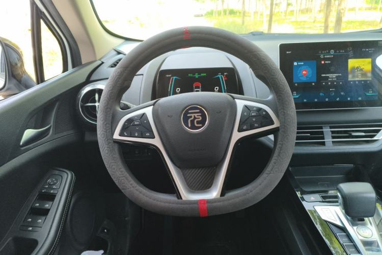 Used BYD Yuan New Energy 2019 EV535 Smart Connect Trendsetting Model Steering Wheel
