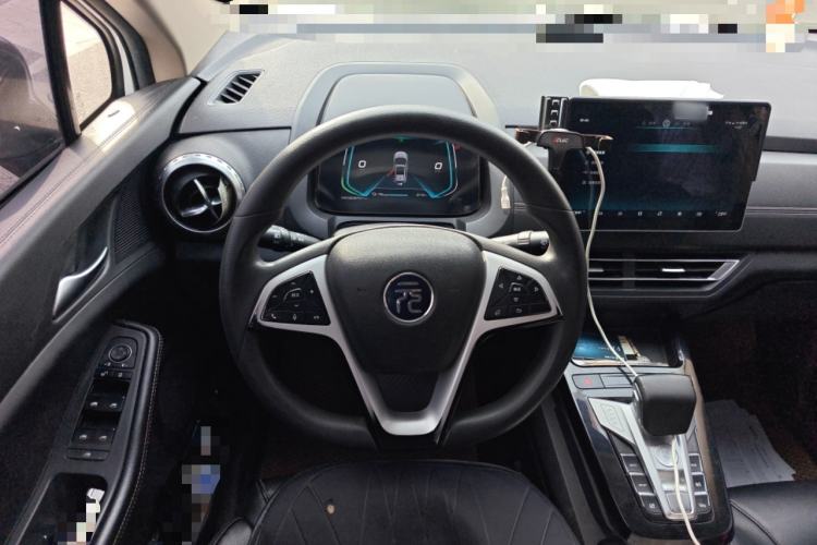 Used BYD Yuan New Energy 2019 EV535 Smart Connect Trendsetting Model Steering Wheel