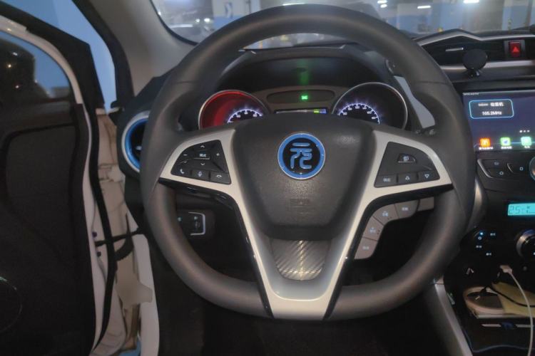 Used BYD Yuan New Energy 2019 EV360 Smart Connect Leading Model Steering Wheel