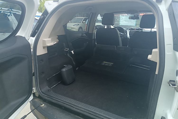 Used BYD Yuan New Energy 2019 EV360 Smart Connect Leading Model Trunk