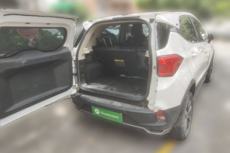 Used BYD Yuan New Energy 2019 EV535 Smart Connect Trendsetting Model Trunk