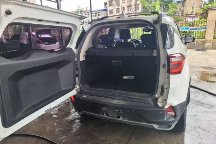 Used BYD Yuan New Energy 2019 EV360 Smart Connect Elite Model Trunk