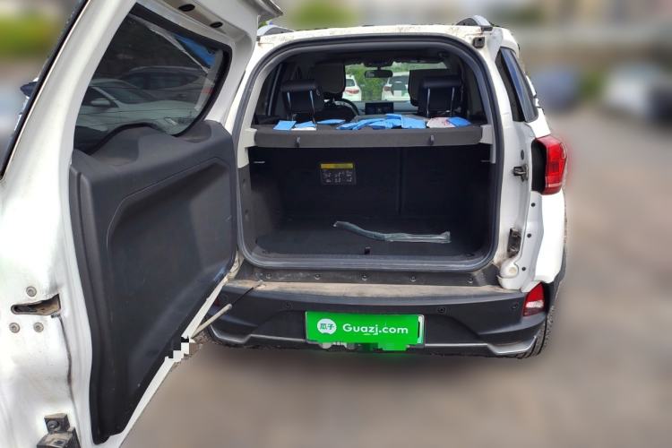 Used BYD Yuan New Energy 2019 EV360 Smart Connect Enjoyment Model Trunk