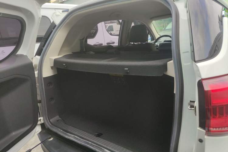 Used BYD Yuan New Energy 2019 EV535 Smart Connect Trendsetting Model Trunk