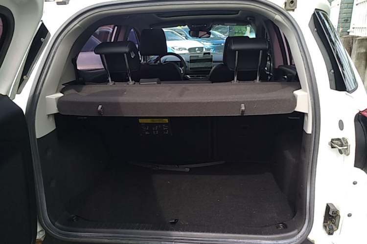 Used BYD Yuan New Energy 2019 EV535 High-Energy Leading Edition Trunk