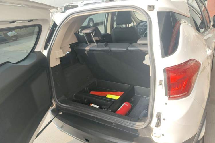 Used BYD Yuan New Energy 2019 EV535 Smart Connect Trendsetting Model Trunk