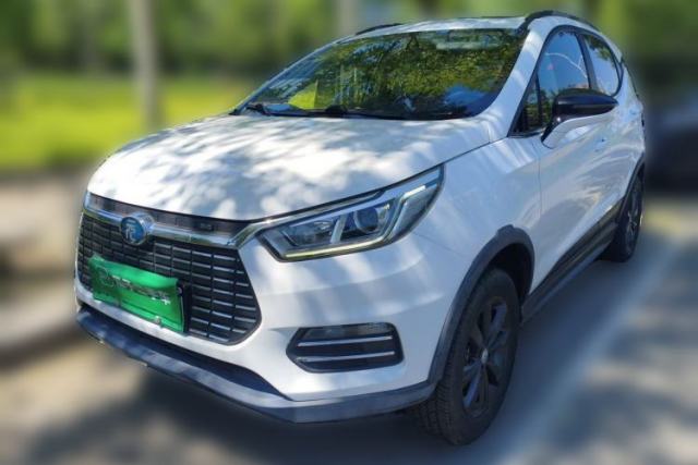 Ojetý BYD Yuan New Energy 2019 EV360 Smart Connect Leading Model