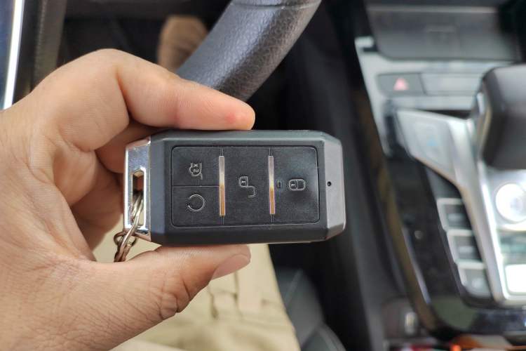 Used BYD Yuan New Energy 2019 EV360 Smart Connect Enjoyment Model Vehicle Key