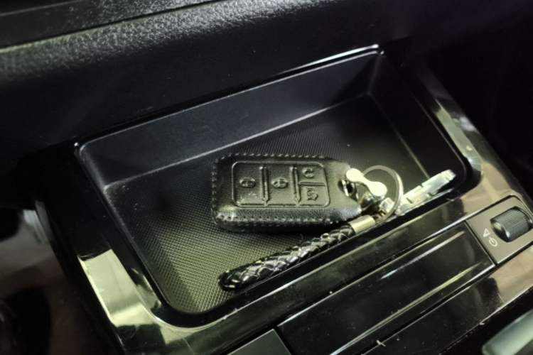 Used BYD Yuan New Energy 2019 EV535 Smart Connect Trendsetting Model Vehicle Key